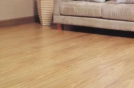 實木地板的保養維護七大點